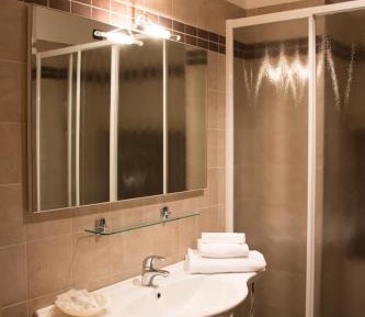 Classic Quadruple Room