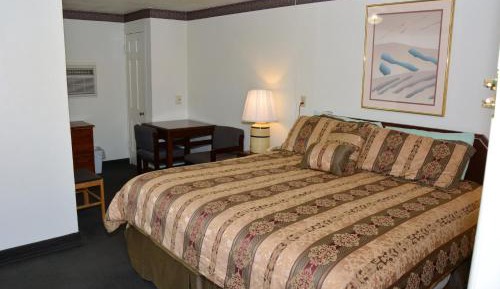 Standard Queen Room with Two Queen Beds