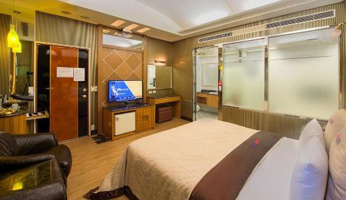 Standard Double Suite