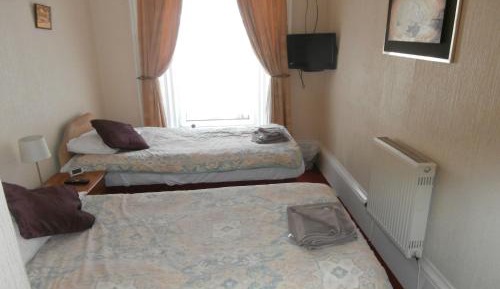 Twin Room with Shared Bathroom