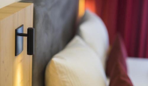 One-Bedroom Apartment with Balcony