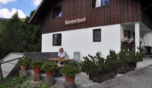 Large Two-Bedroom Apartment with Terrace