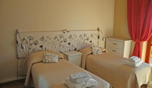 Twin Room with Shared Bathroom