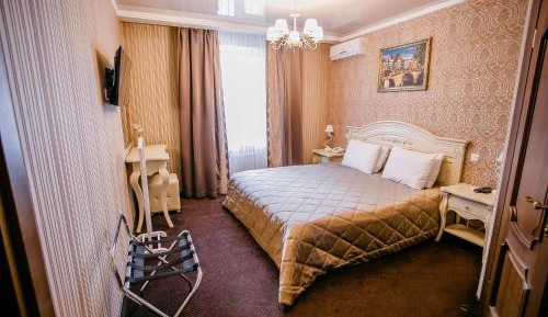 Deluxe Room with King Size bed