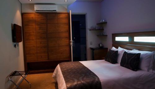 Single Room with Private Bathroom