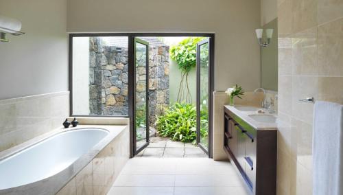 Four Bedroom Residence with Pool