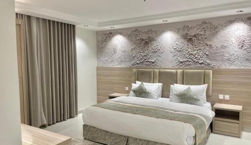 Deluxe Double Room (2 Adults + 1 Child)