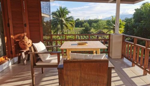 King Room with Mountain View