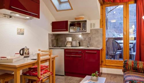 Apartment (4 Adults)