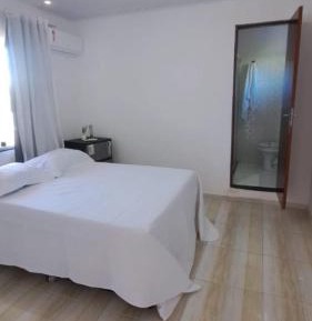 Deluxe Double Room (2 Adults + 1 Child)