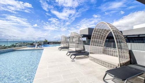 One-Bedroom Apartment with Sea View and Terrace