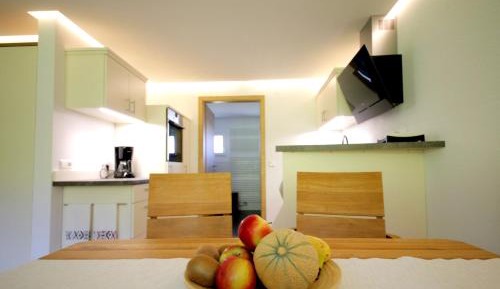 Two-Bedroom Deluxe Apartment with Garden View