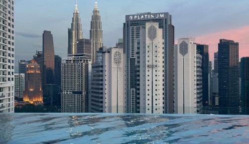 One-Bedroom Deluxe Apartment