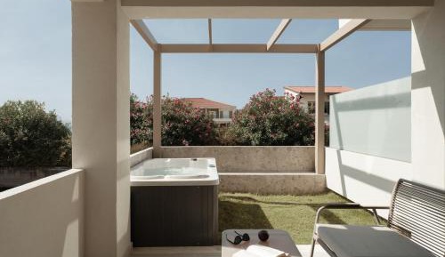 One-Bedroom Apartment with Spa Bath