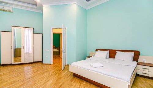 Two-Bedroom Deluxe Apartment with Balcony