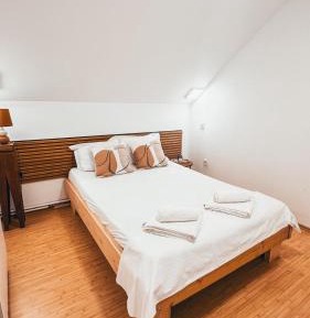 Queen Room with Balcony