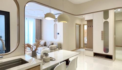 Two-Bedroom Deluxe Apartment with Balcony