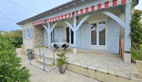 Holiday Home (4 Adults)