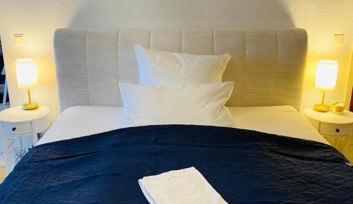 Studio Apartment with Queen Bed