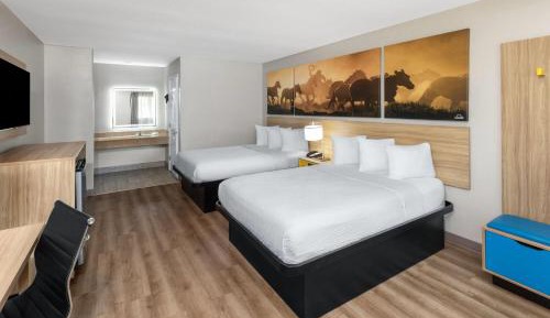 Deluxe Double Room with Two Double Beds - Non-Smoking