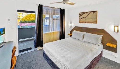 Queen Room with Balcony