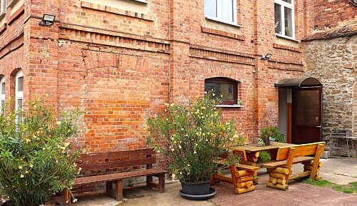 Single Room with Shared Bathroom