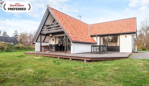 Three-Bedroom Vacation Home 