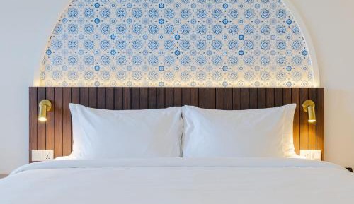 Lux King Room with Ocean View