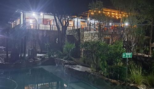 Family Room with Garden View