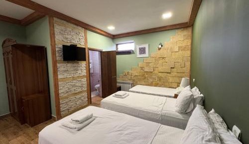 Economy Quadruple Room