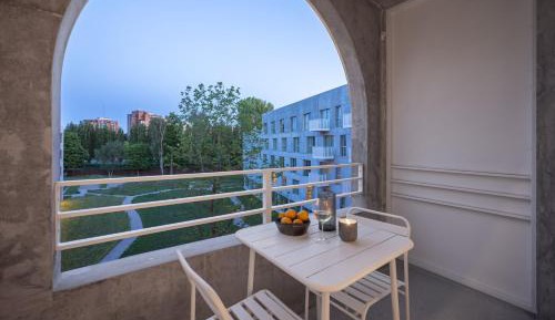 Queen Room with Balcony