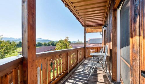 Superior One-Bedroom Apartment with Balcony