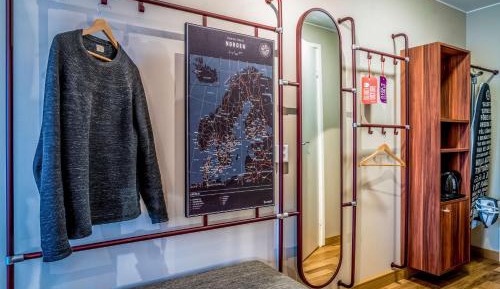 Standard Family Room