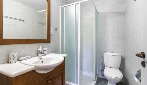 Family Apartment (2 Adults + 1 Child)