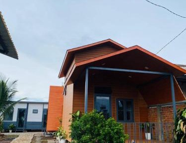 Two-Bedroom Apartment with Balcony