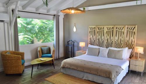 Amandier One-Bedroom King Suite with Sofa Bed