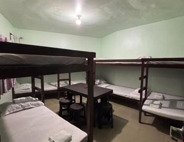 8-Bed Mixed Dormitory Room
