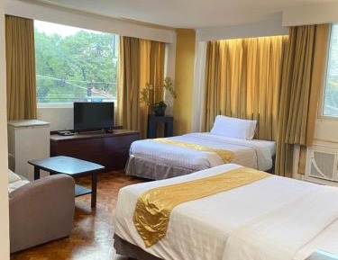 Family Room (4 Adults)