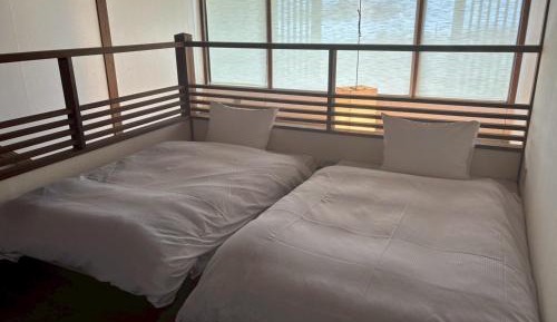 Twin Room with Bath