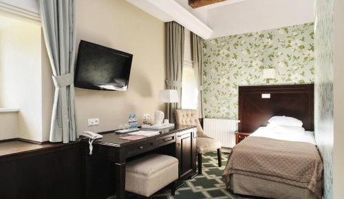 Standard Single Room
