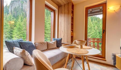 Studio Apartment with Balcony