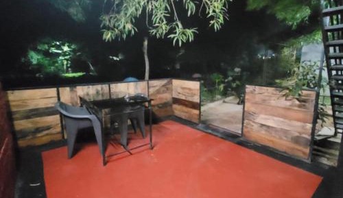 Deluxe Double or Twin Room with Lake View