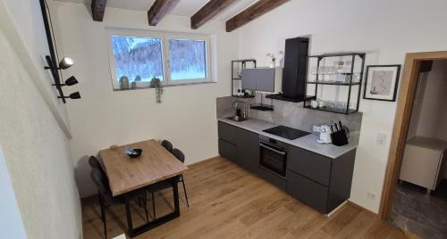 One-Bedroom Apartment with View