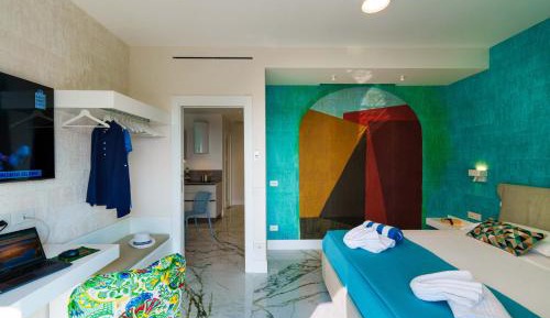 Superior One-Bedroom Apartment with Balcony