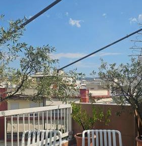 Two-Bedroom Deluxe Apartment with Balcony