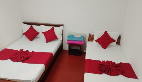 Bungalow with Garden View