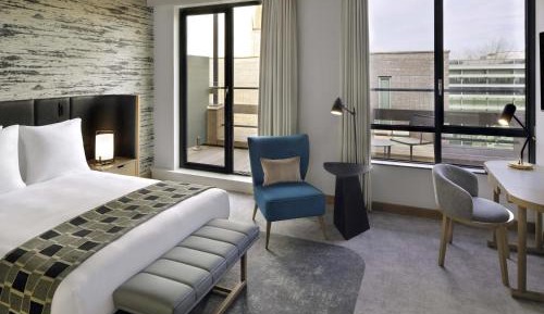 Executive Queen Room with Balcony