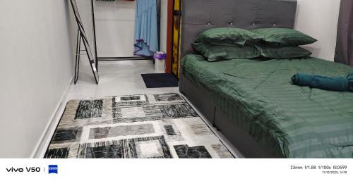 Queen Room with Garden View