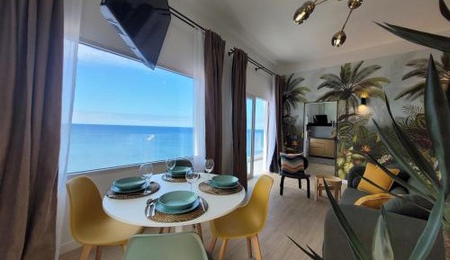 Two-Bedroom Deluxe Apartment with Ocean View