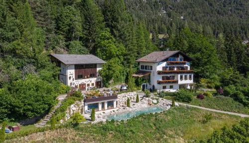 Superior One-Bedroom Apartment with Balcony